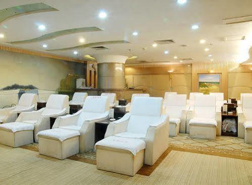 Royalty Hotel Shenzhen Exteriör bild